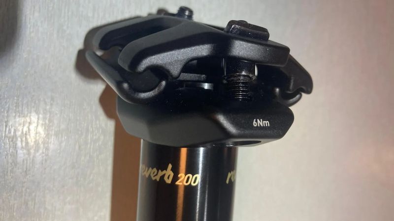 Sedlovka Rock Shox Reverb AXS B1 34,9 - nová 