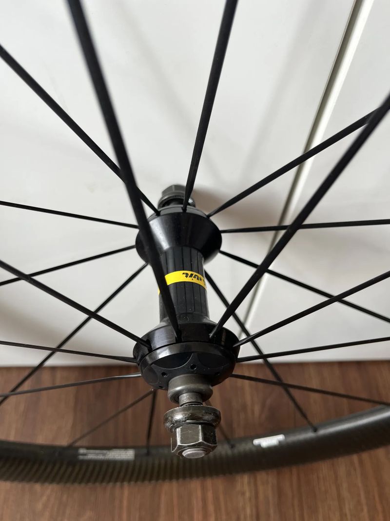 Mavic ELLIPSE PRO CARBON UST - dráhová/fixed gear - zánovní.