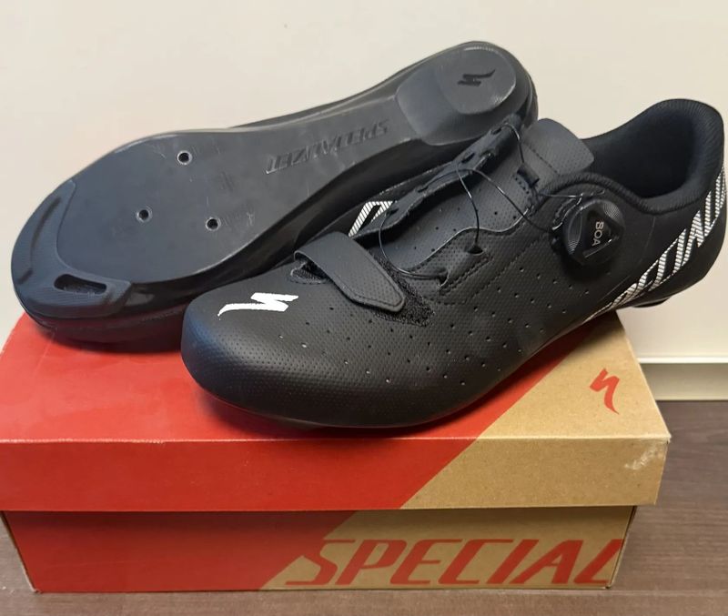 Tretry Specialized Torch 1.0 road