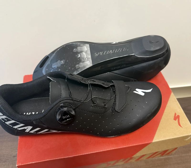 Tretry Specialized Torch 1.0 road