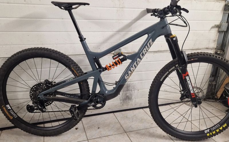 Hightower LT XL na pružinách, DT, GX, RSC