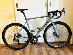 Prodám silniční kolo Canyon Ultimate CF SL 7 (2022)