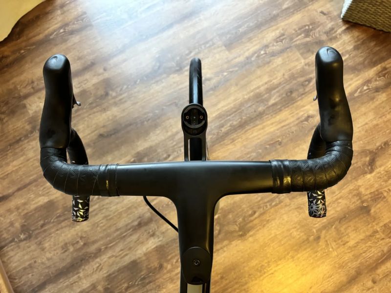 Prodám silniční kolo Canyon Ultimate CF SL 7 (2022)