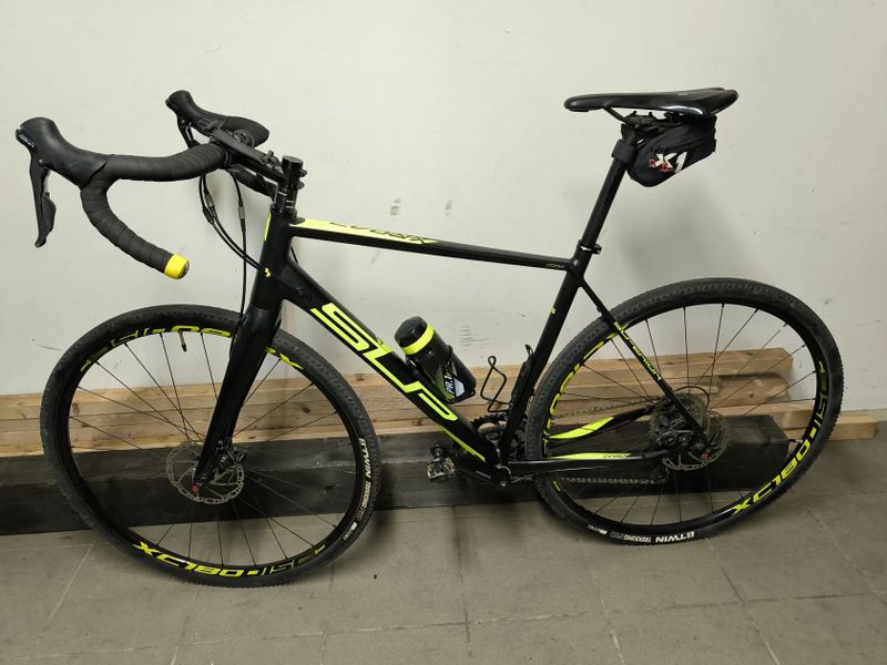 Superior Superior X-ROAD Comp 2018