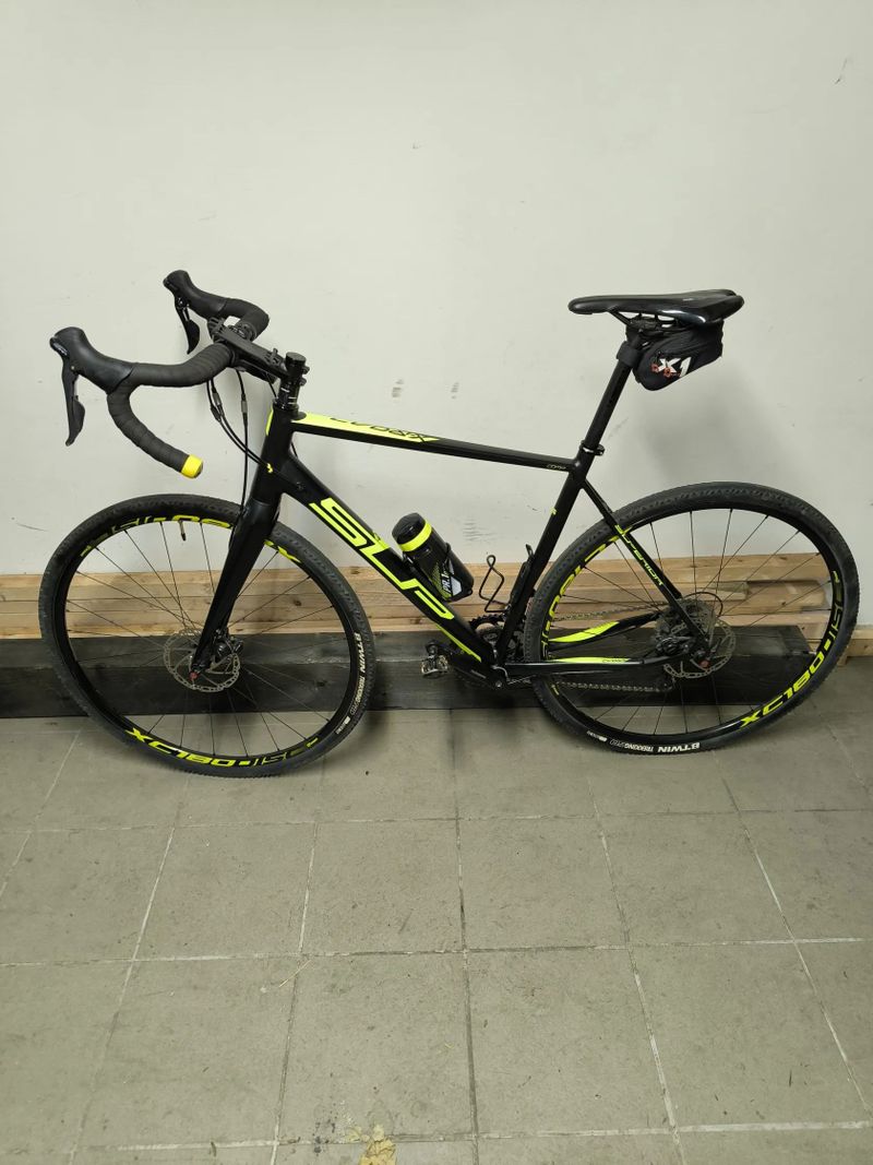 Superior Superior X-ROAD Comp 2018