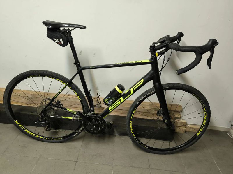 Superior Superior X-ROAD Comp 2018