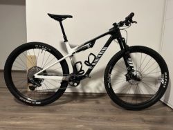 Canyon Lux World Cup CF 6