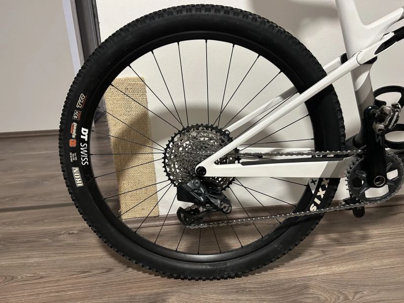 Canyon Lux World Cup CF 6