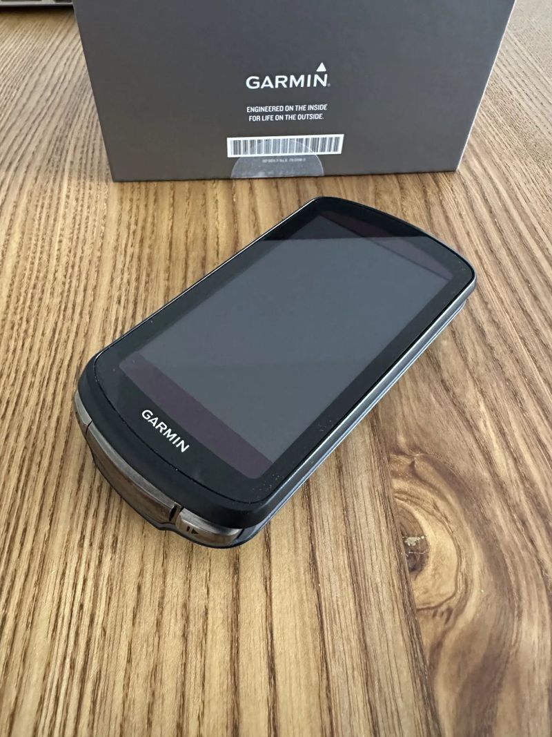 Garmin Edge 1040 solar v záruce do 9.4.2027