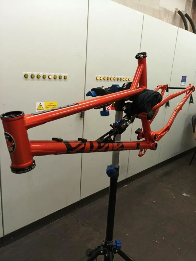 Rám Cotic Max Flare