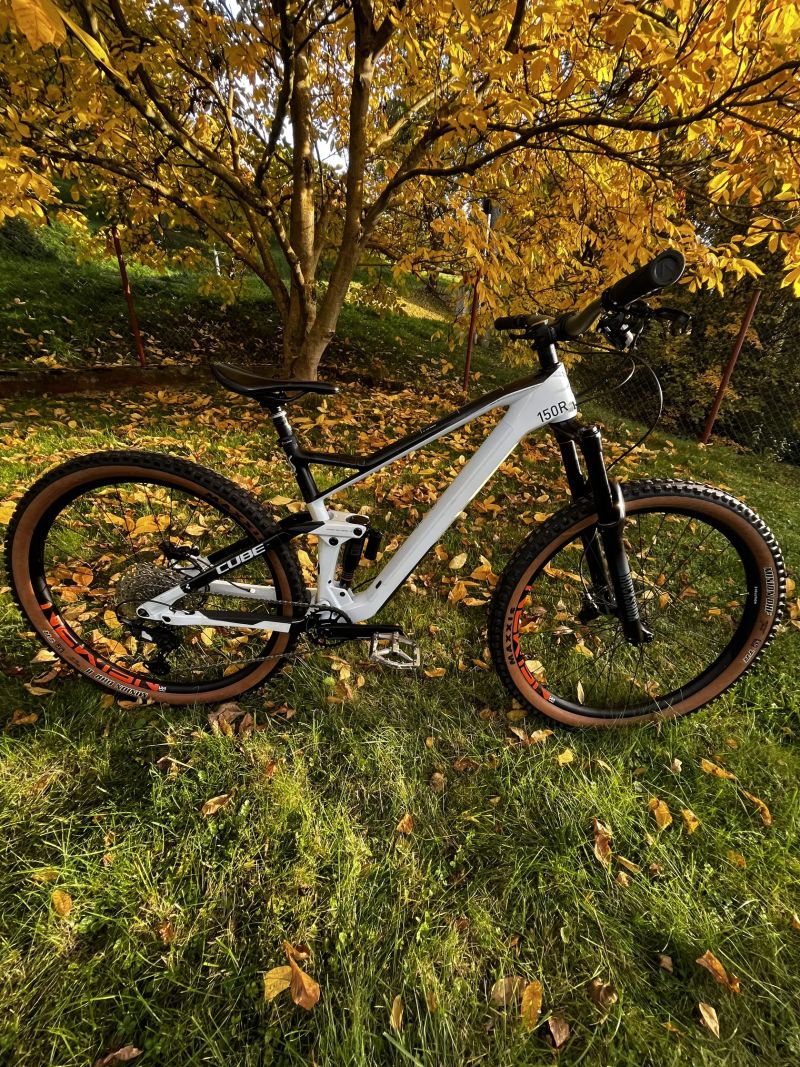 Cube Stereo 150 C:62 race 29, karbon, nové komponenty, L