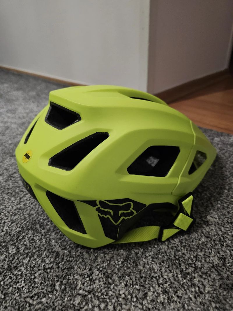 Nová MTB Helma Fox Mainframe vel. M 55-59cm