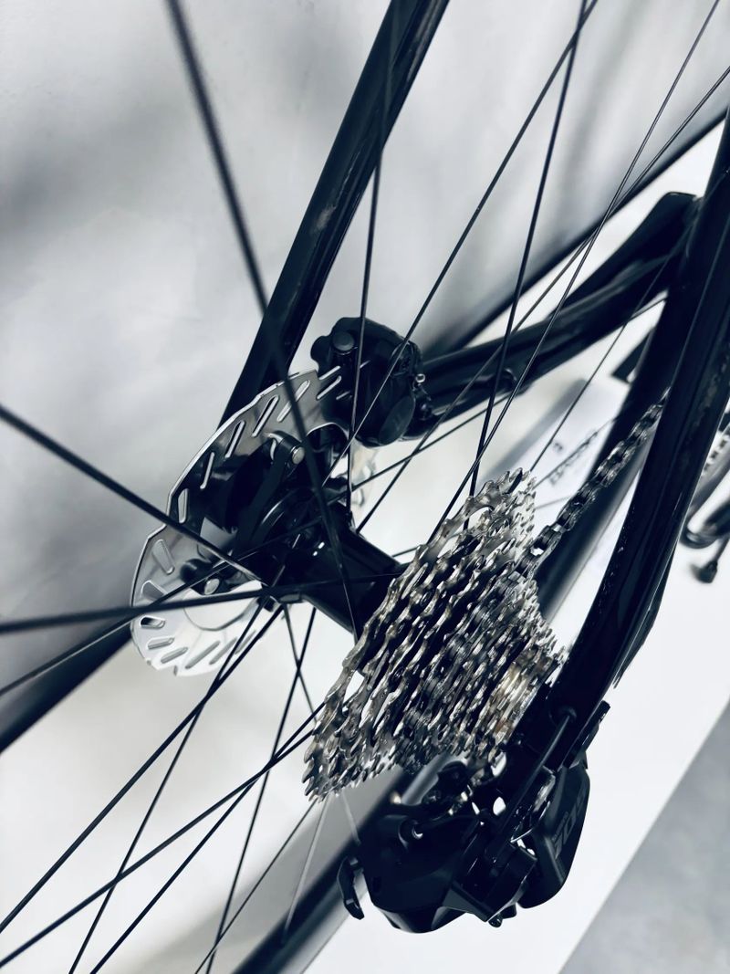 Silniční kolo Basso Diamante 2025