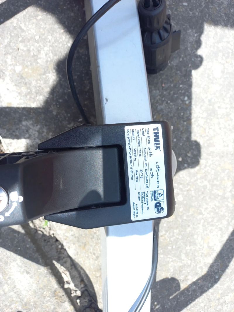 Thule 3+1 skoro nový, 100% stav!!!