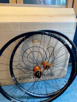 Industry Nine Hydra Trail S