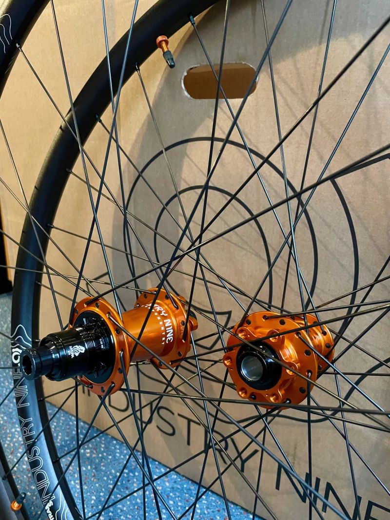 Industry Nine Hydra Trail S