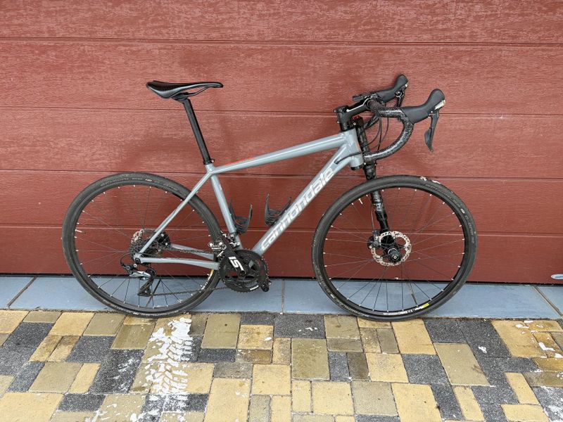 Gravel Cannondale Slate Ultegra, 2 sady výpletů