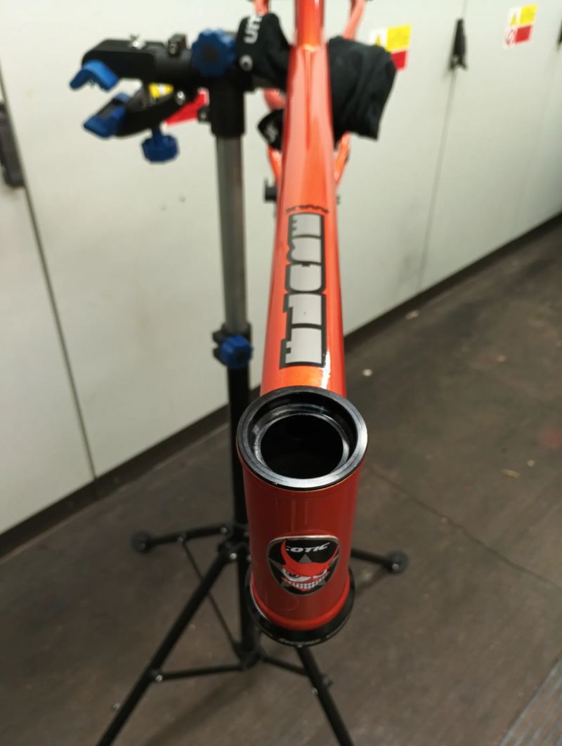 Rám Cotic Max Flare