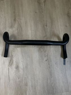 Silniční řidítka Bontrager comp 380mm