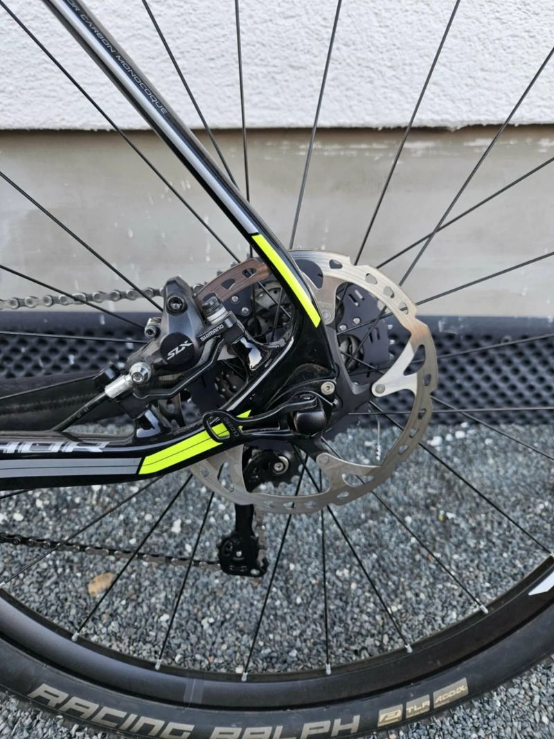 Karbonové horské kolo Author Modus 29", vel. 21