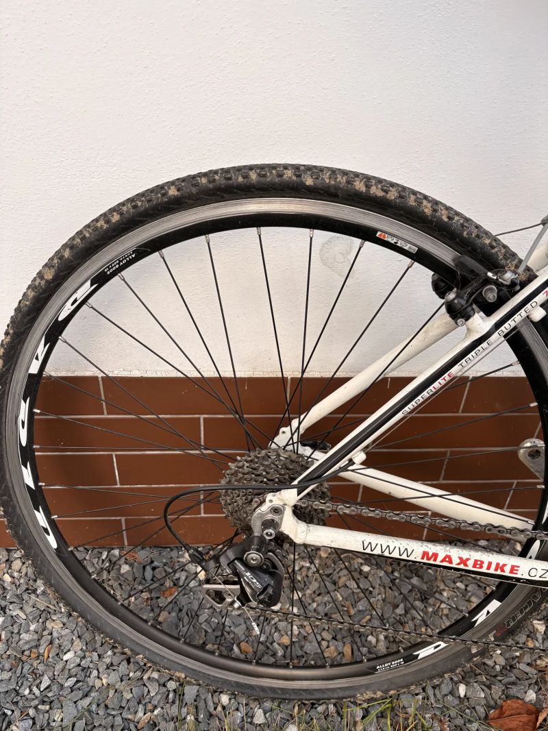 Maxbike Prodám kolo Maxbike CX4000 – cyklokros / gravel