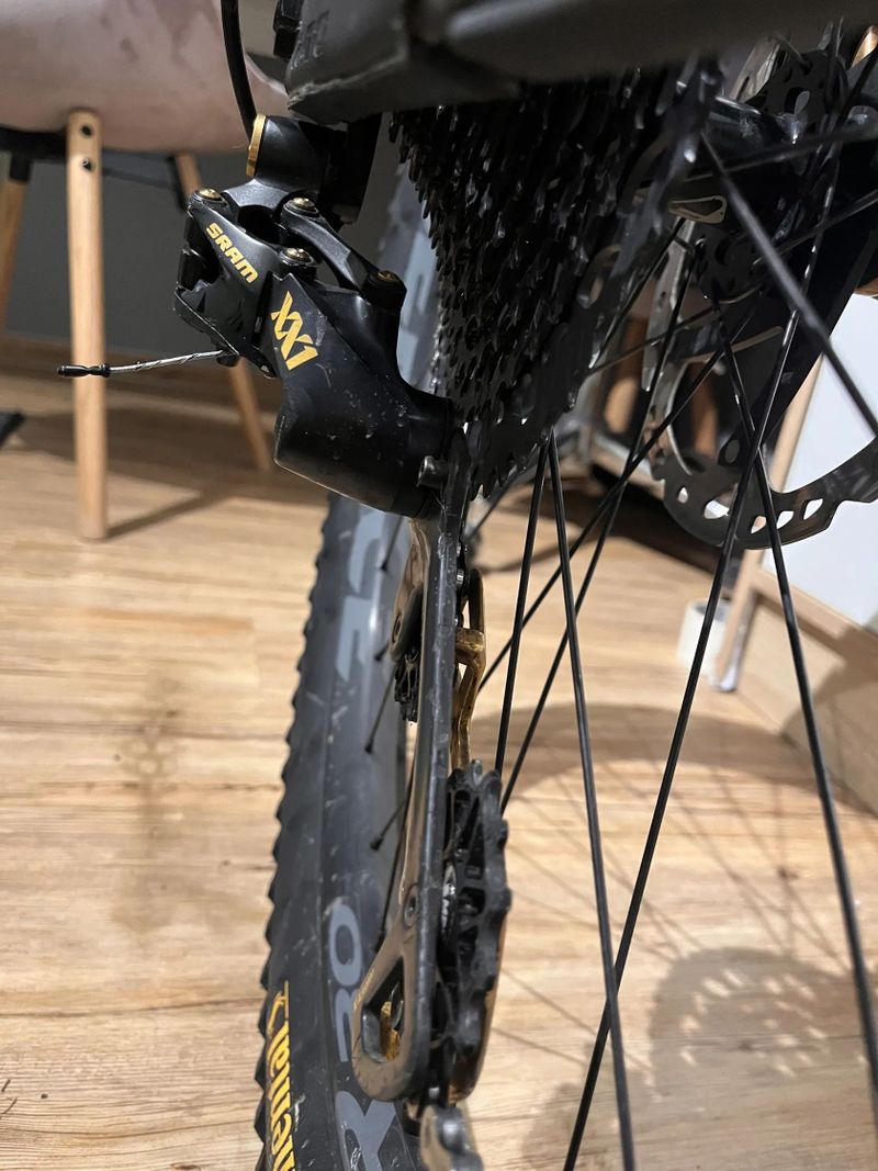 Sram XX1 mechanická přehazovačka s řazením