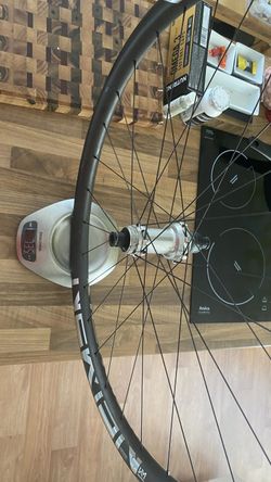 Prodám kola Newmen Advanced SL X.A. 30