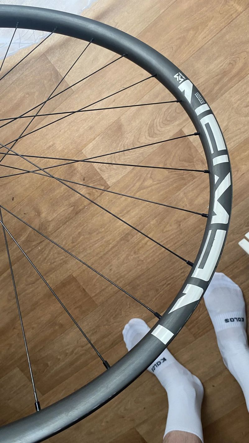 Prodám kola Newmen Advanced SL X.A. 30