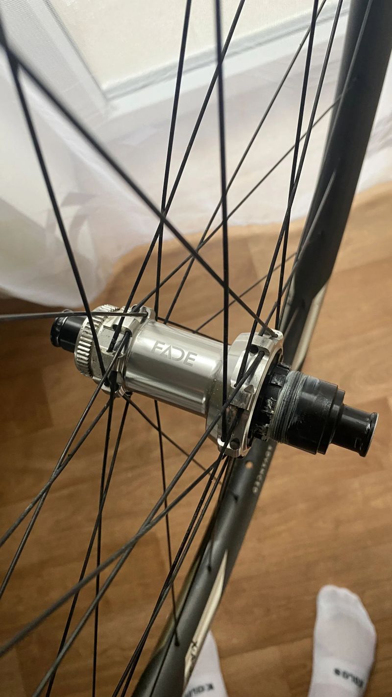 Prodám kola Newmen Advanced SL X.A. 30