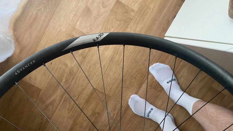 Prodám kola Newmen Advanced SL X.A. 30