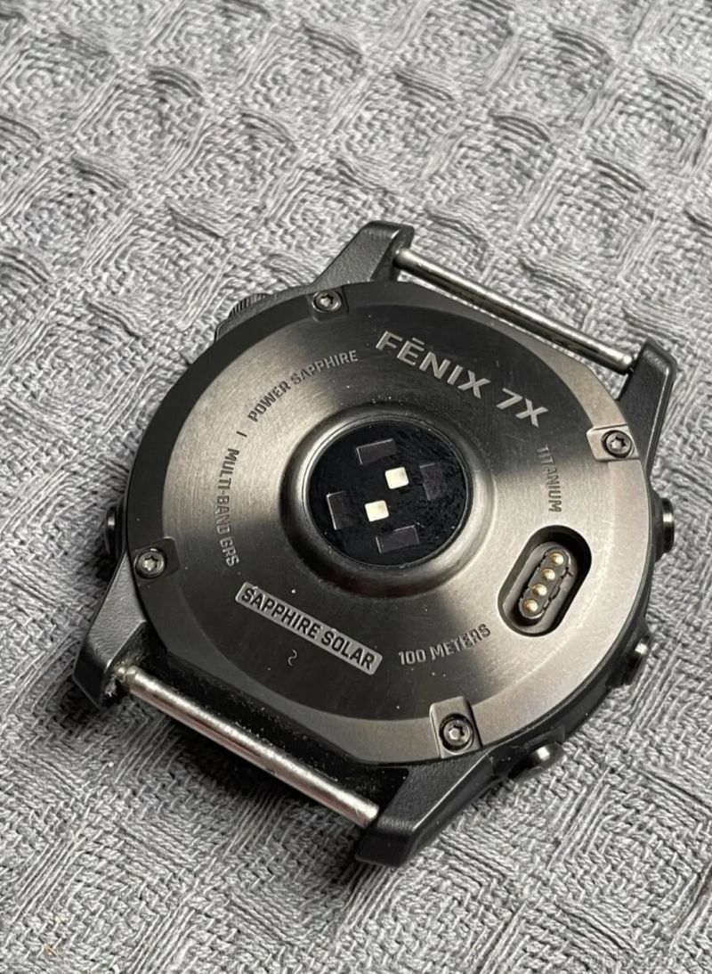  GarminFenix 7 Sapphire Solar