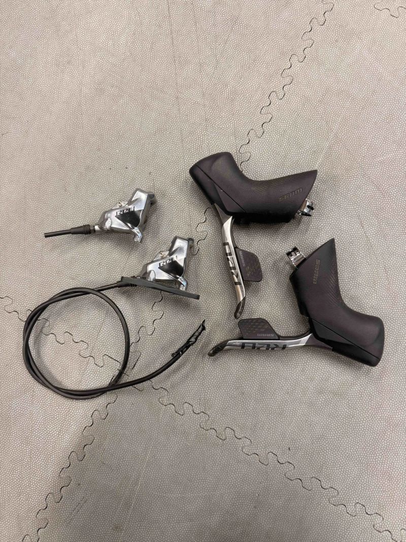 Silniční brzdy Sram RED 12s