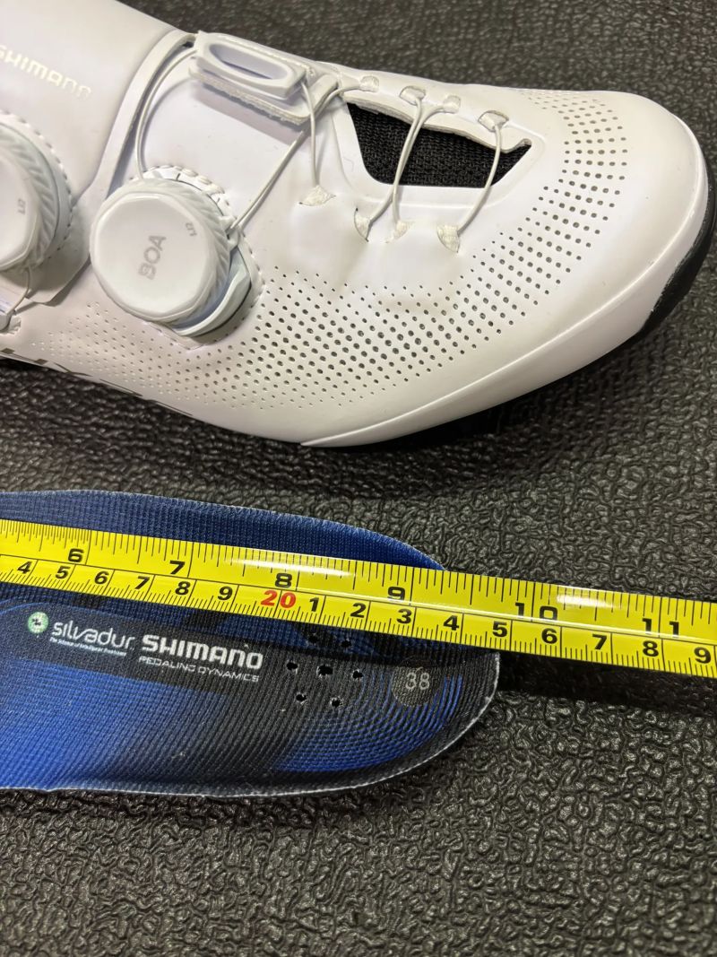 TRETRY SHIMANO SH-XC9 / S-PHYRE (SH-XC903W) s karbonovou podrážkou - vel. 38 - NOVÉ