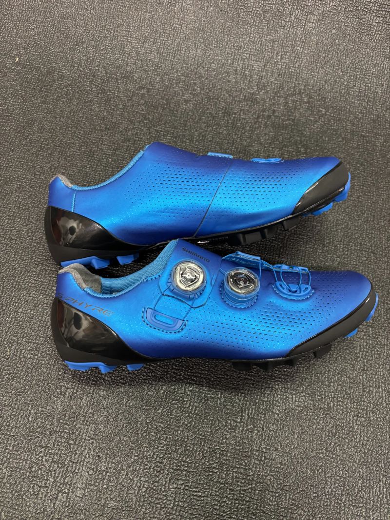 TRETRY SHIMANO SH-XC9 / S-PHYRE (SH-XC901) s karbonovou podrážkou - vel. 41 - NOVÉ