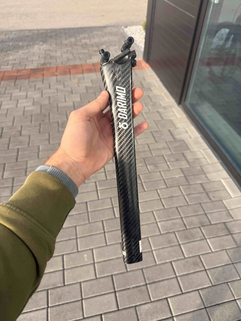 Karbonová sedlovka Darimo Tarmac SL8 - 100 gramů 0mm Offset