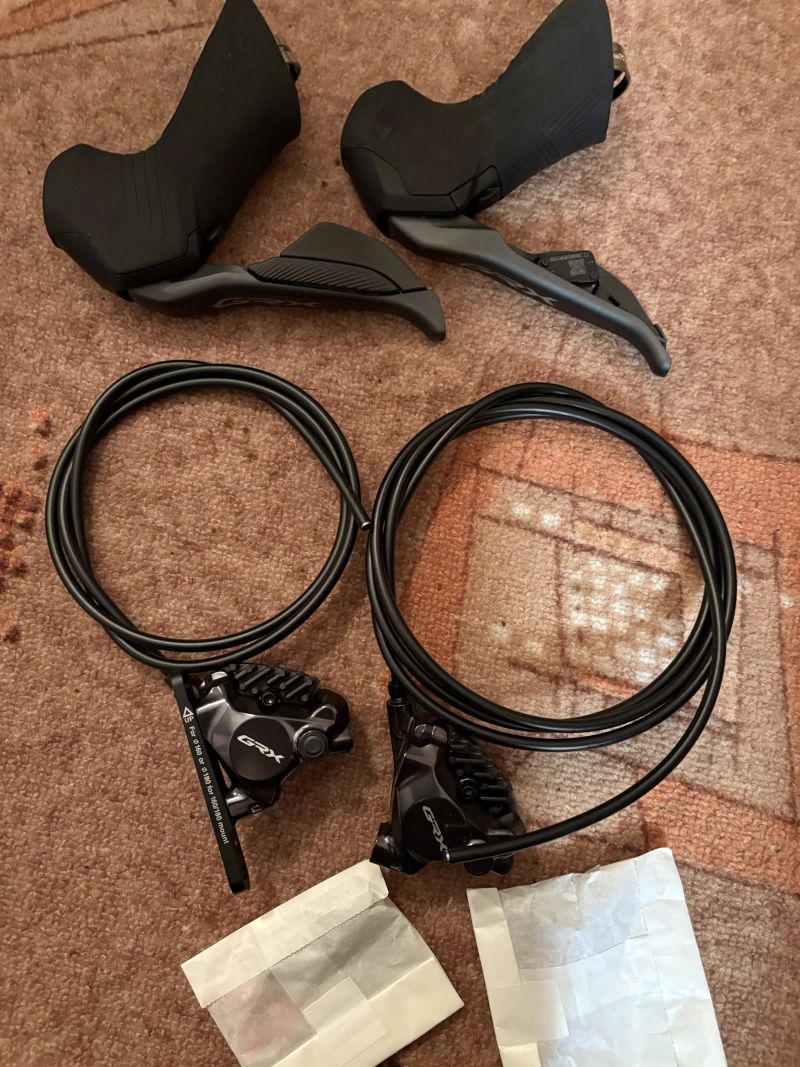 Shimano GRX Di2 ST-RX825 + BR-RX820 12sp P+Z