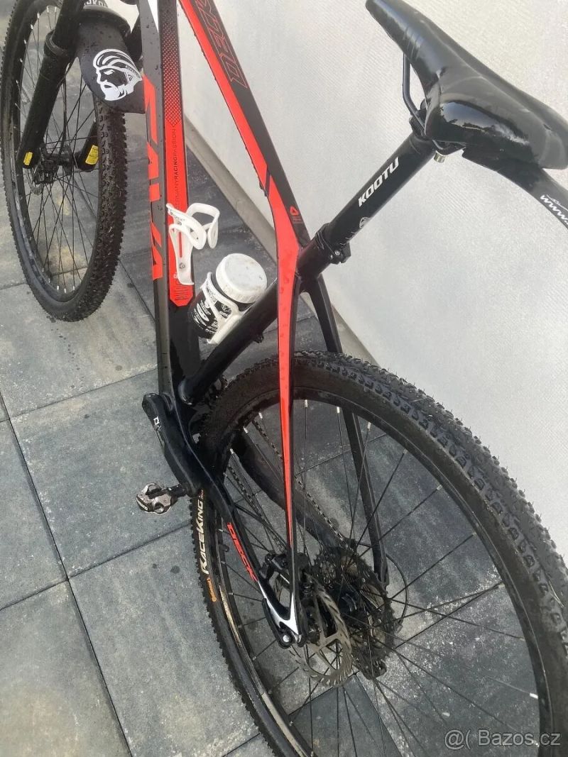 Horské kolo Sava 29" karbon