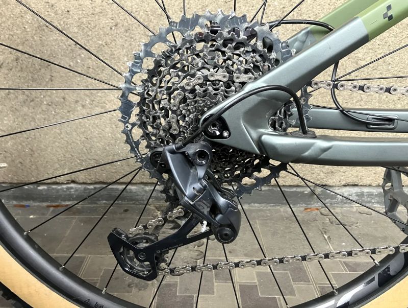 Cube Stereo 120 HPC 29 carbon vel. M (18)