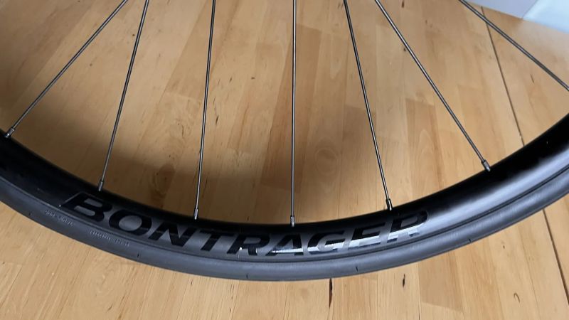 Nové záplety Bontrager Paradigm SL