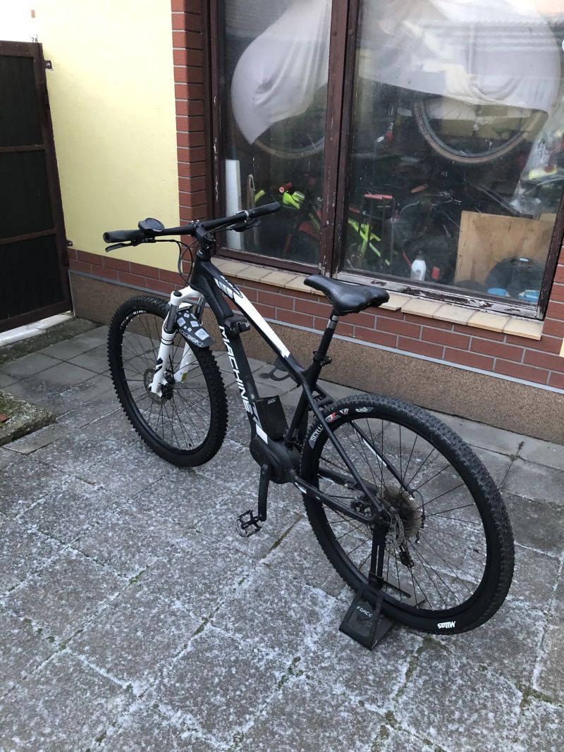 Rock Machine Catherine e60