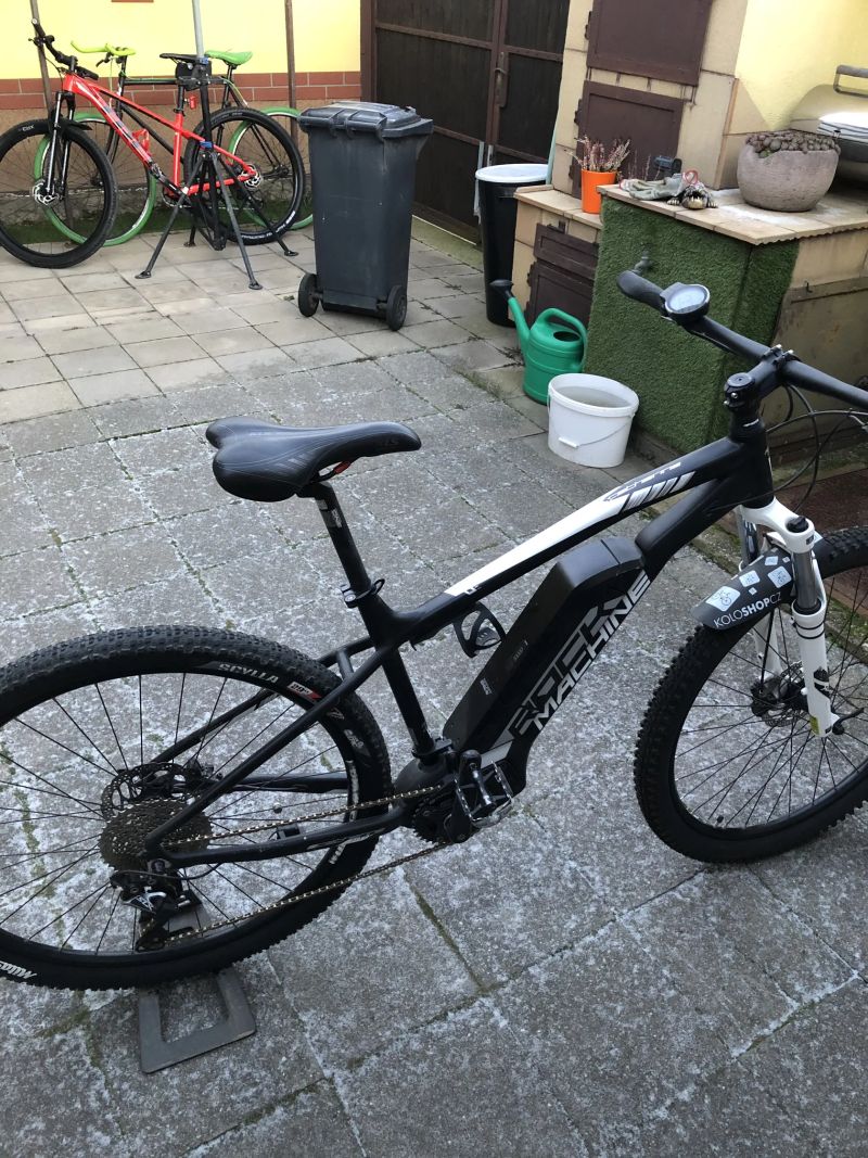 Rock Machine Catherine e60