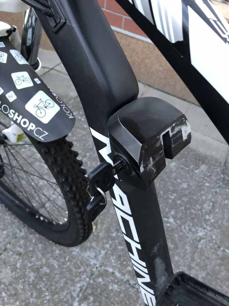 Rock Machine Catherine e60