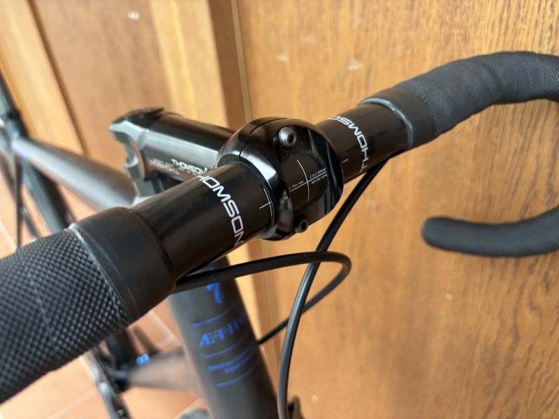 SPECIALIZED ATHEOS vel. 58 cm - zakázková stavba - ULTEGRA di2 2x12 - DT SWISS ACR 50 mm