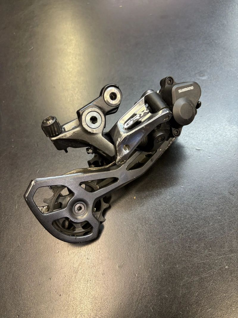 Přehazovačka pro gravel / cyklokros SHIMANO GRX RD-RX810 