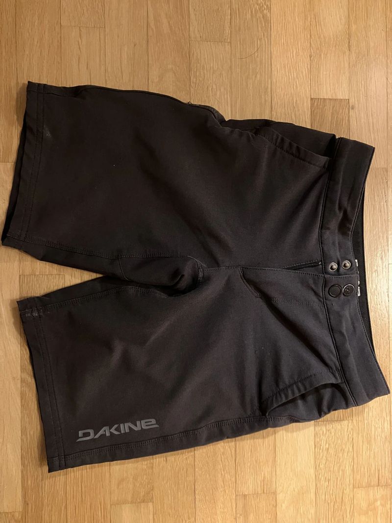 Detske esortky Dakine Prodigy vel.6