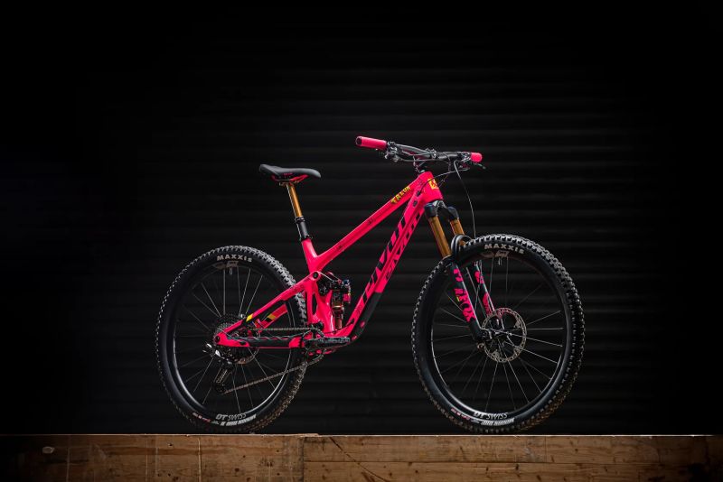 Pivot Switchblade PRO X0 T-Type - Limitovaná edice TALON!