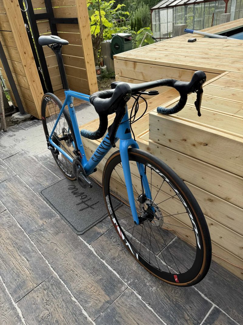 Canyon Ultimate CF SL 8 2020, vel. M