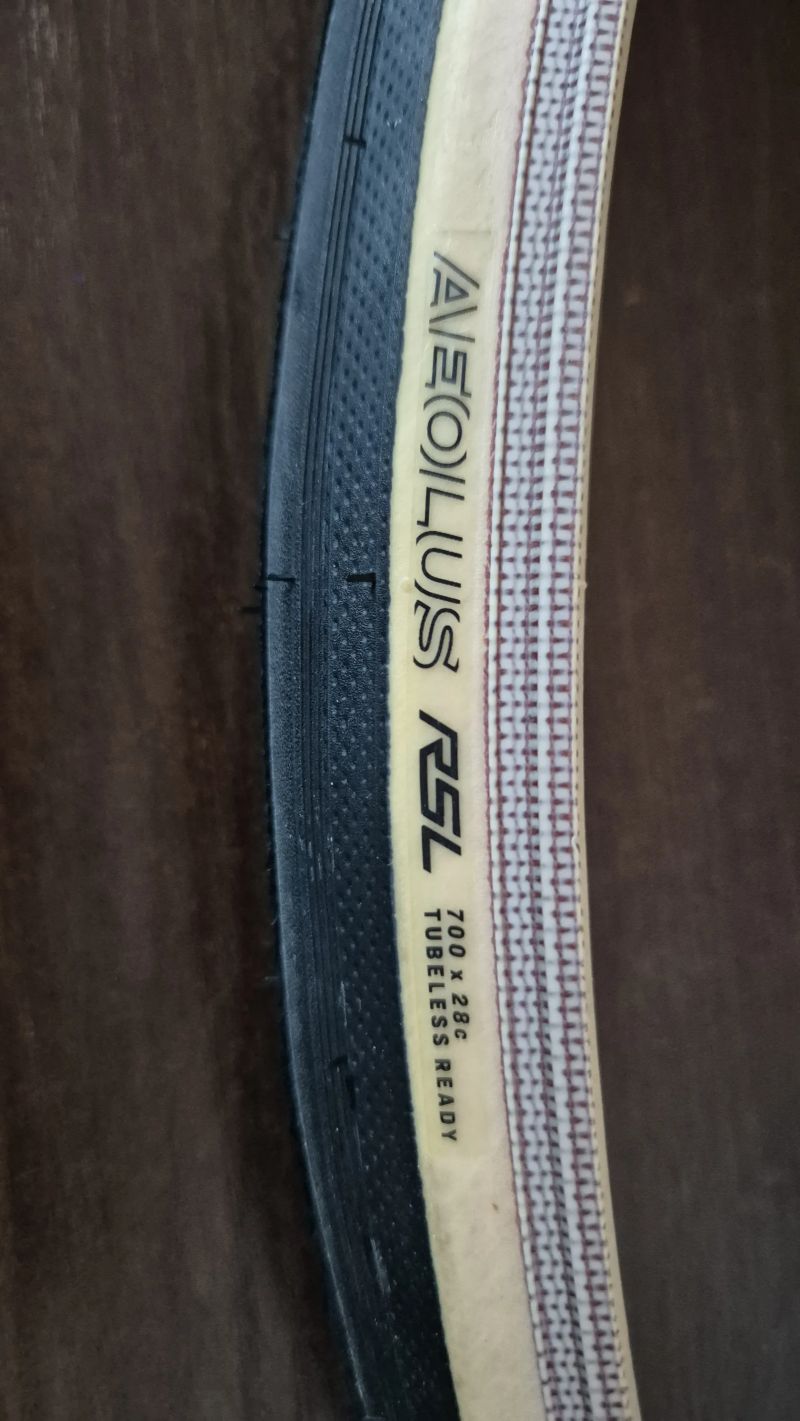 Bontrager Aeolus RSL Tubeless ready 700x28c