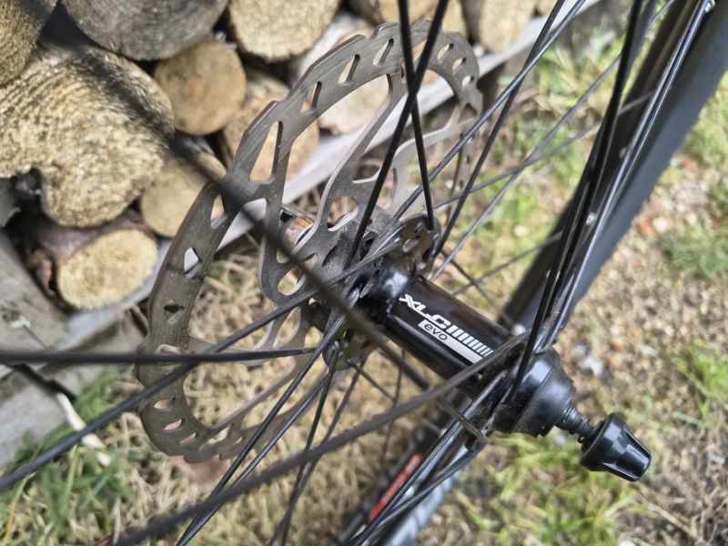 Prodám zapletená kola DT SWISS 466D 26"