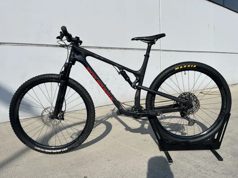 Rocky Mountain ELEMENT CARBON 70 XCO velikost XL